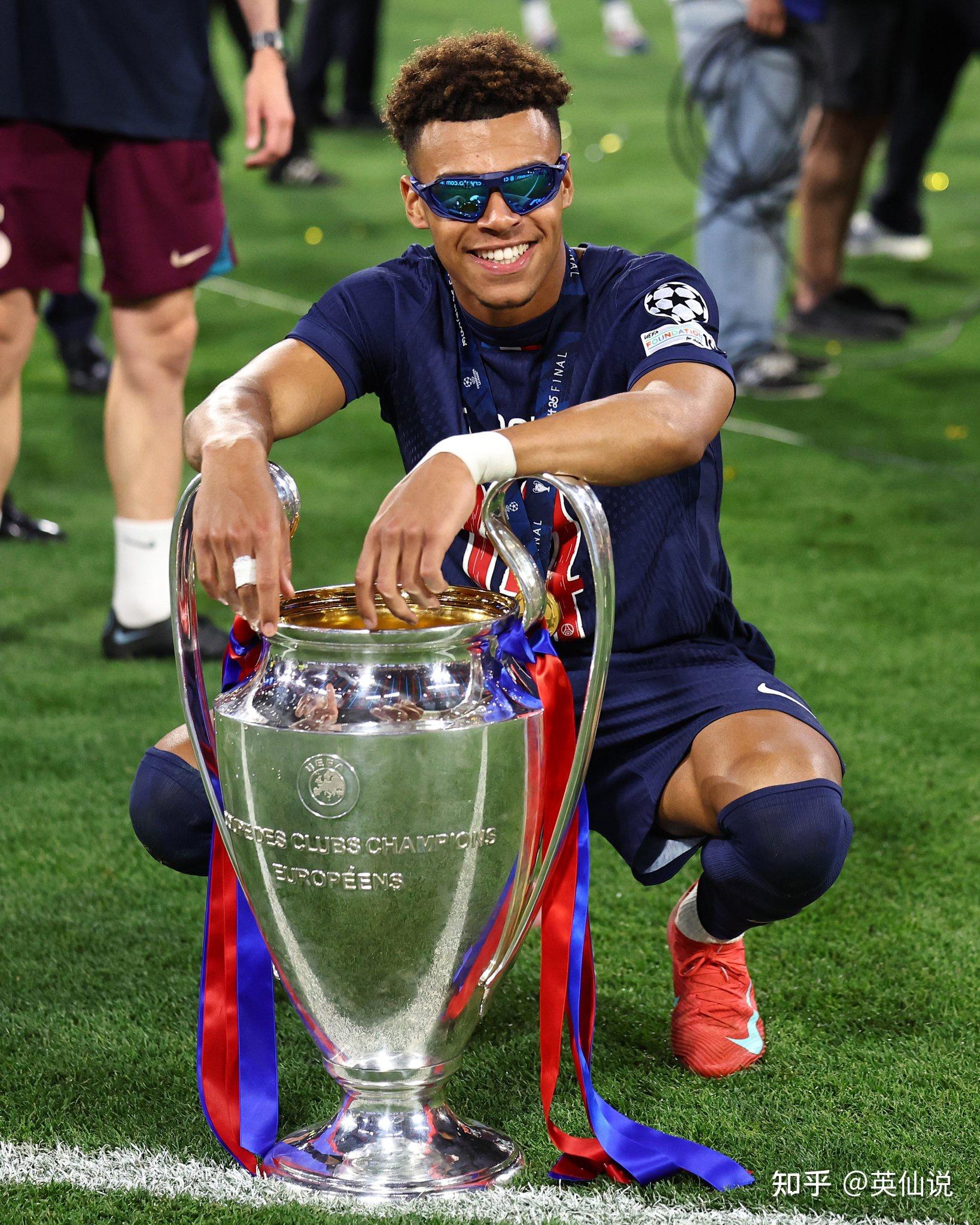 今夜巴黎圣日耳曼战术微调——欧冠节点到来,底气十足,控场能力受关注的简单介绍 今夜巴黎圣日耳曼战术微调——欧冠节点到来,底气十足,控场能力受关注的简单介绍